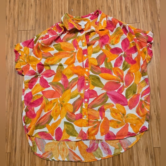 Time and Tru Floral Button-Up Shirt - Picture 1 of 8